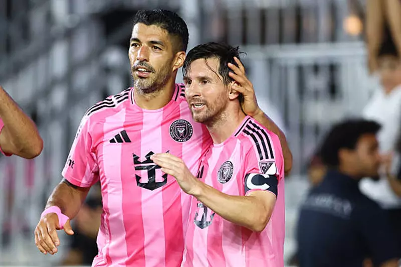 ميسي وسواريز